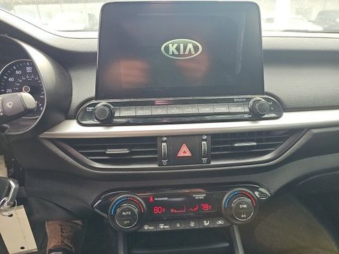 Used 2019 Kia Forte LXS image 14