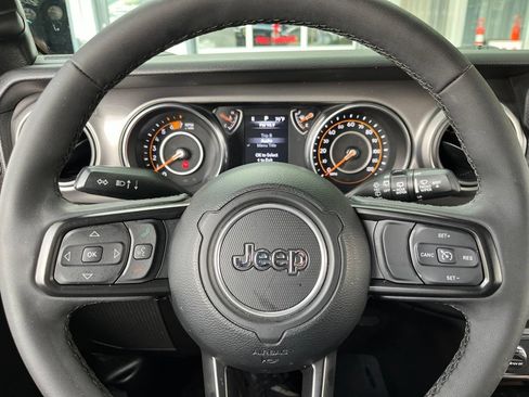 Used 2023 Jeep Wrangler Sport S AWD/4WD image 29
