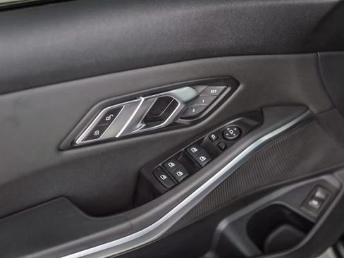 Used 2019 BMW 330i Sedan w/ Premium Package RWD image 48