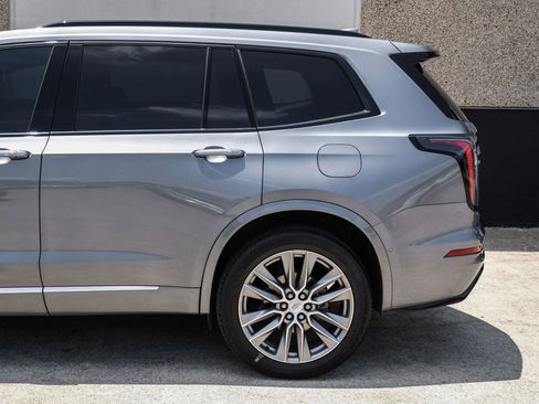 Used 2020 Cadillac XT6 Sport AWD/4WD image 13