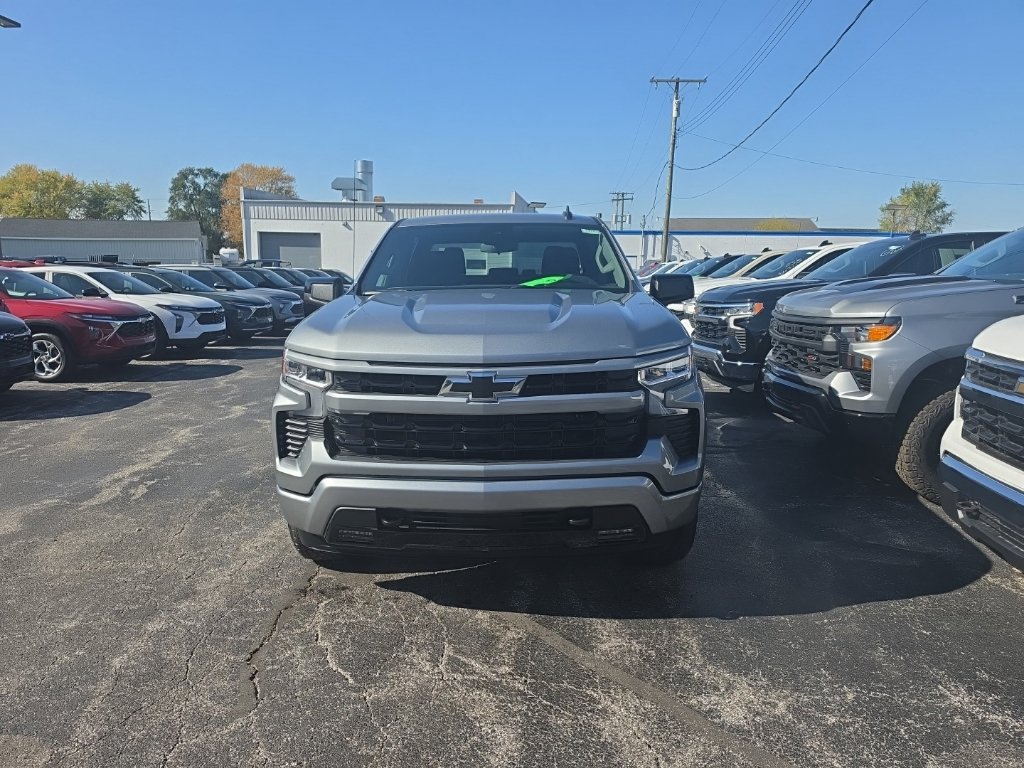 New 2026 Chevrolet Silverado 1500 RST w/ Z71 Off-Road Package AWD/4WD image 2