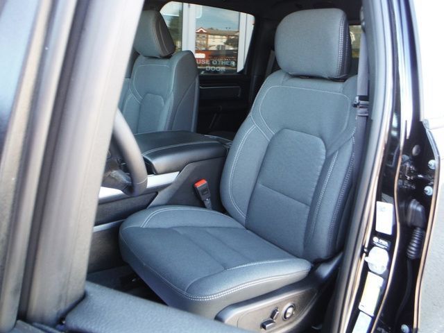 Used 2026 RAM 1500 Big Horn AWD/4WD image 4