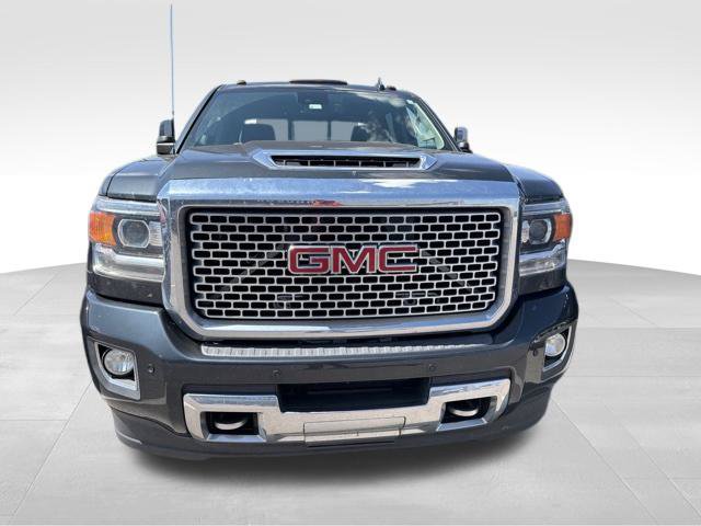 Used 2017 GMC Sierra 3500 Denali w/ Duramax Plus Package AWD/4WD image 14