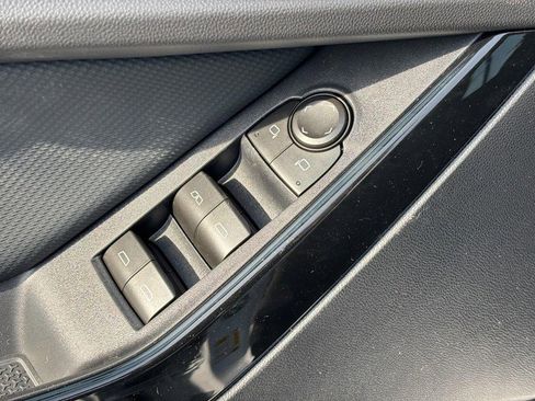 New 2026 Chevrolet Equinox LT image 11