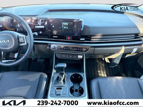 New 2026 Kia Carnival image 18