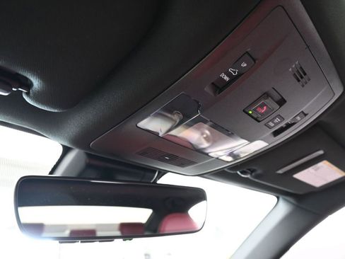 Used 2025 Lexus IS 300 w/ Premium Package image 31