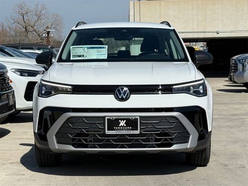 New 2026 Volkswagen Taos S image 5