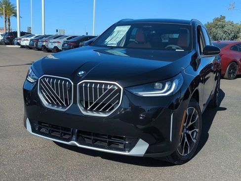 Used 2026 BMW X3 xDrive30i w/ Premium Package AWD/4WD image 3