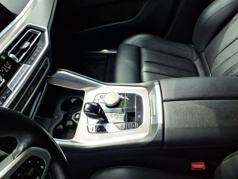 Used 2022 BMW X6 xDrive40i AWD/4WD image 14