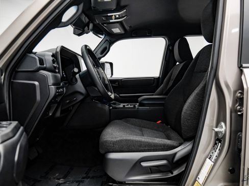 Used 2024 Toyota Land Cruiser image 34