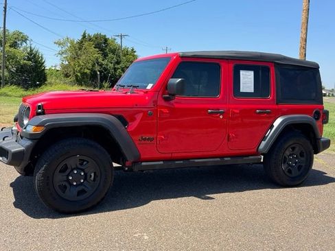 Certified 2025 Jeep Wrangler Unlimited Sport AWD/4WD image 3