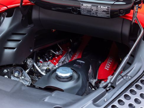 Certified 2025 Ferrari SF90 Spider AWD/4WD image 37