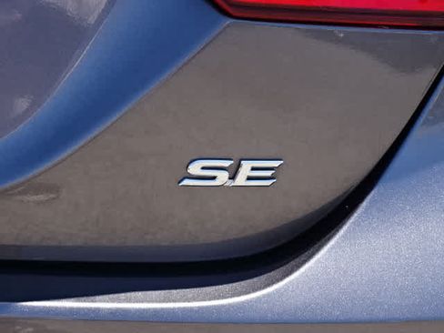 Certified 2023 Toyota Camry SE FWD image 9
