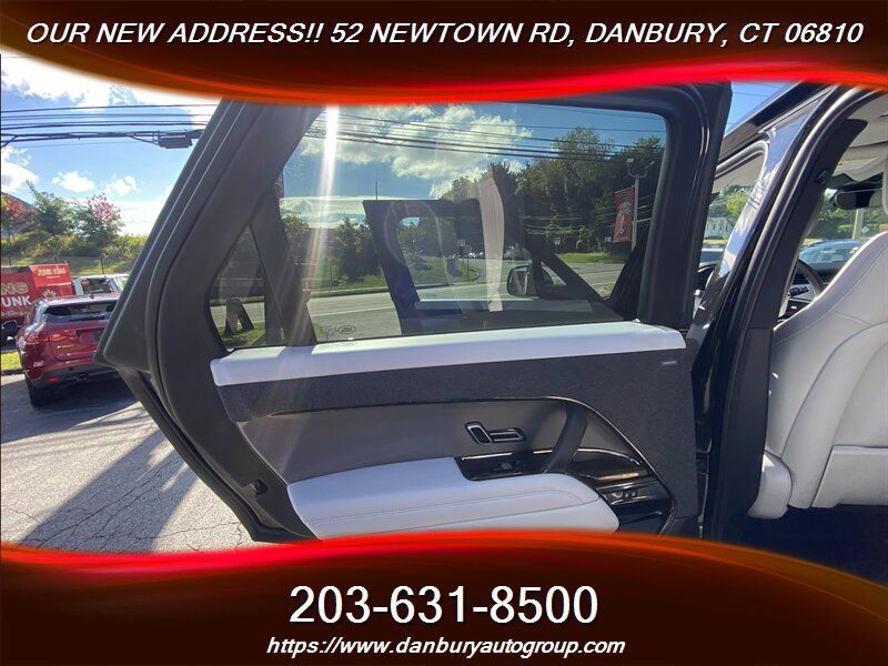 Used 2024 Land Rover Range Rover Sport SE AWD/4WD image 21