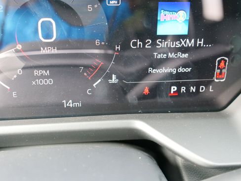 New 2025 GMC Acadia Elevation w/ Elevation Premium Package image 24