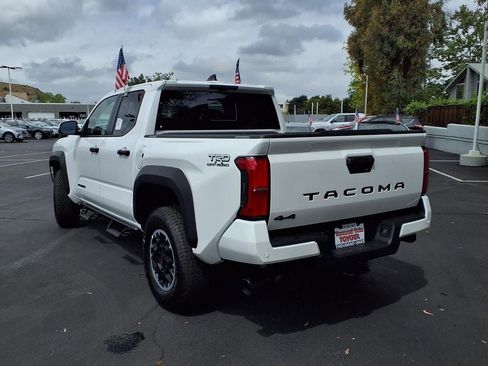 New 2026 Toyota Tacoma TRD Off-Road AWD/4WD image 5