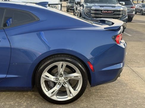 Used 2022 Chevrolet Camaro SS image 17