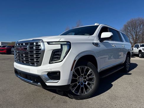 New 2026 GMC Yukon XL Denali w/ LPO, Floor Liner Package image 1