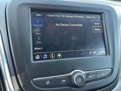 Used 2022 Chevrolet Equinox LT FWD image 16