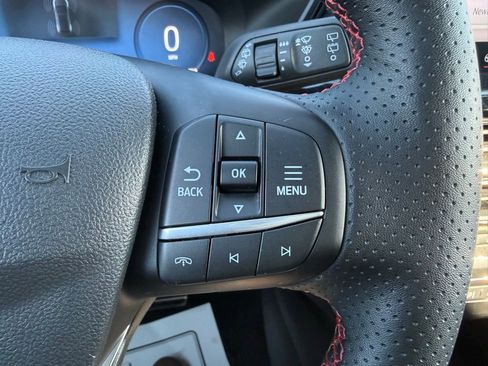 Used 2023 Ford Escape ST-Line Elite image 19