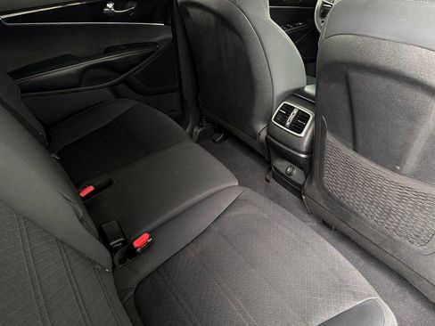 Used 2019 Kia Sorento L image 25