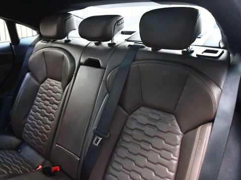 Used 2022 Audi e-tron GT Prestige w/ Prestige Package image 32