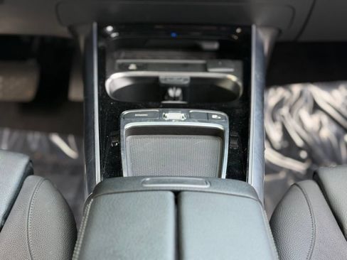 Used 2025 Mercedes-Benz GLA 250 4MATIC image 47