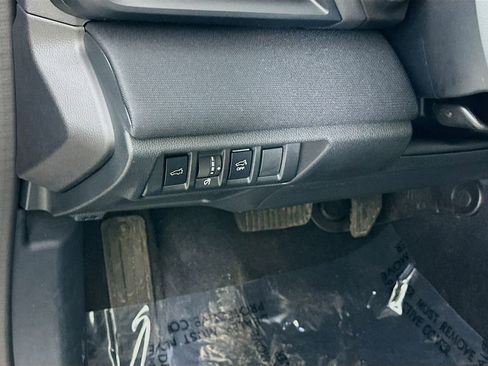 Certified 2025 Subaru Outback Premium w/ Popular Package #1A image 15