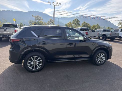 Used 2024 MAZDA CX-5 AWD 2.5 S w/ Select Package image 3