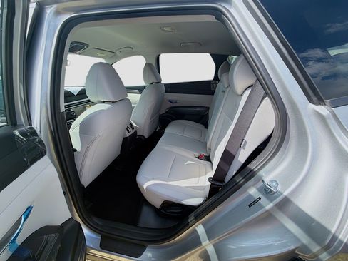 New 2026 Hyundai Tucson SEL FWD image 17