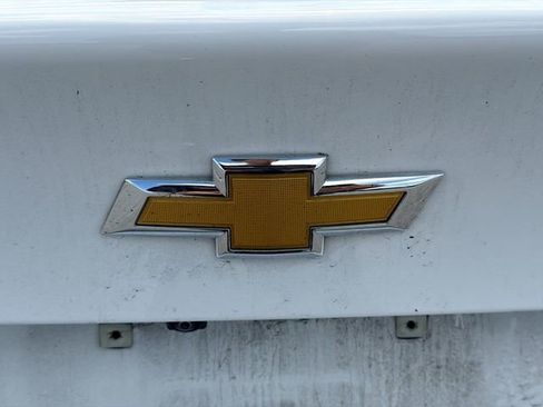 Used 2024 Chevrolet Malibu LT FWD image 11