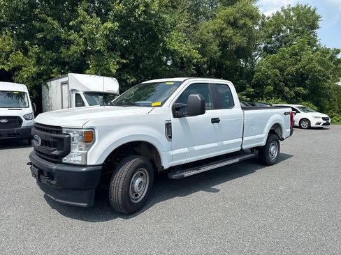Used 2022 Ford F350 XL AWD/4WD image 3