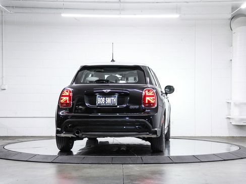 Certified 2023 MINI Cooper 4-Door Hardtop w/ Signature Upholstery Package FWD image 5