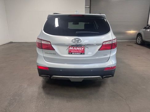 Used 2015 Hyundai Santa Fe GLS w/ Option Group 03 FWD image 4