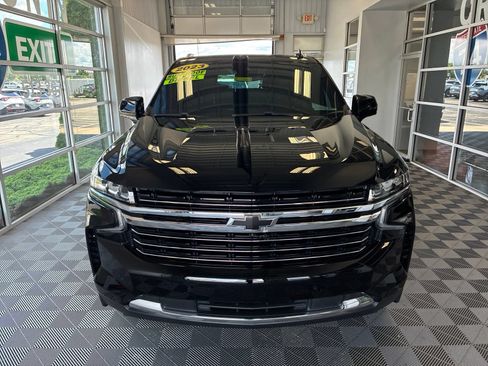 Used 2023 Chevrolet Tahoe LT w/ LT Signature Package AWD/4WD image 2