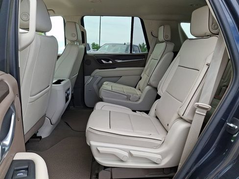 Used 2023 GMC Yukon Denali AWD/4WD image 13