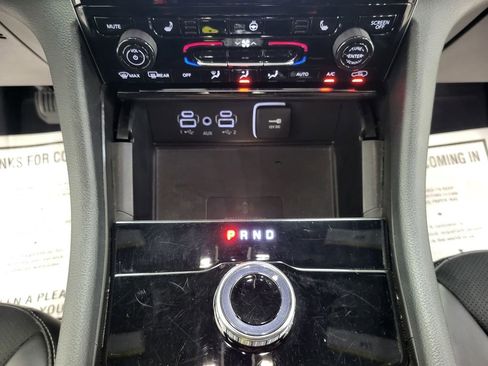 Used 2024 Jeep Grand Cherokee Altitude image 20