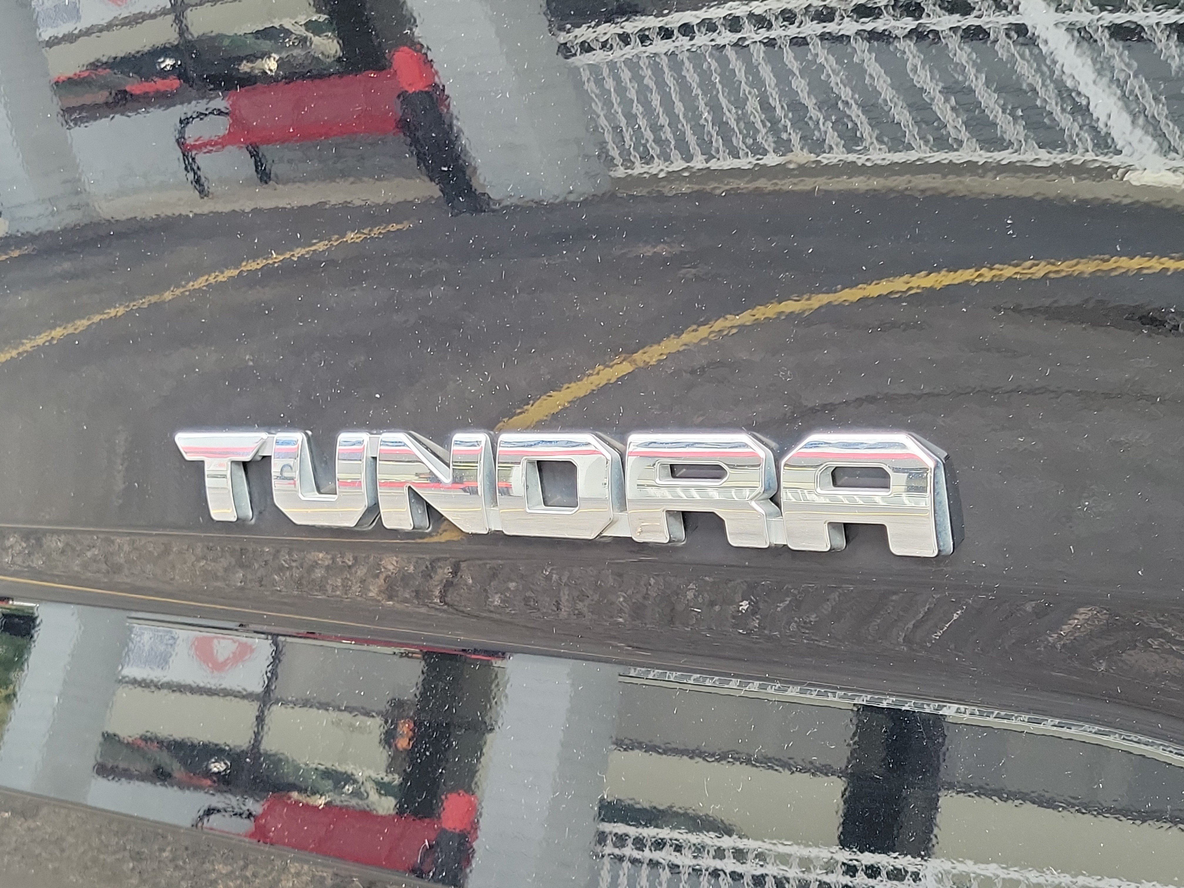Used 2023 Toyota Tundra SR5 w/ SR5 Convenience Package AWD/4WD image 6