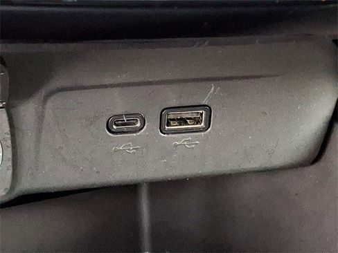 Certified 2024 Chevrolet Trax LT w/ Driver Confidence Package image 22