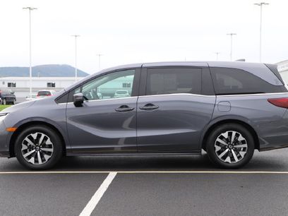 Used 2025 Honda Odyssey EX-L