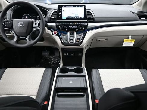 New 2026 Honda Odyssey Elite image 9
