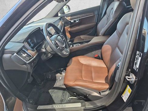 Used 2022 Volvo V90 B6 Cross Country w/ Advanced Package AWD/4WD image 7