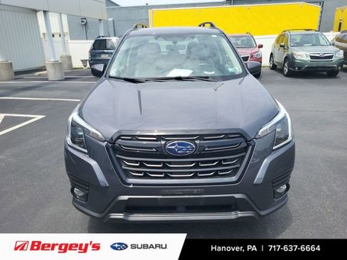 Used 2023 Subaru Forester Premium AWD/4WD image 7