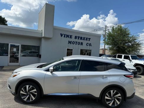 Used 2017 Nissan Murano Platinum FWD image 3