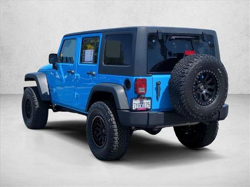 Used 2017 Jeep Wrangler Unlimited Sport w/ Connectivity Group AWD/4WD image 8