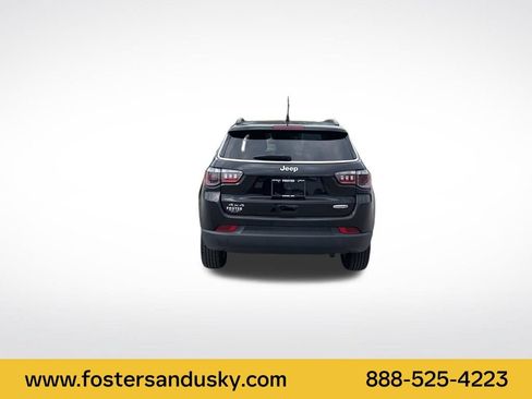 Used 2022 Jeep Compass Latitude AWD/4WD image 4