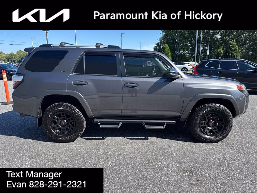 Used 2023 Toyota 4Runner SR5 Premium w/ Moonroof Package AWD/4WD image 8