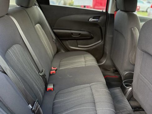 Used 2015 Chevrolet Sonic LT image 15