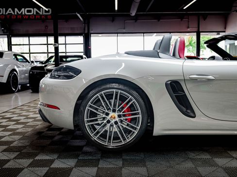 Used 2021 Porsche 718 Boxster GTS RWD image 28