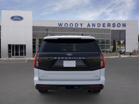 New 2026 Ford Expedition Max Active RWD image 5